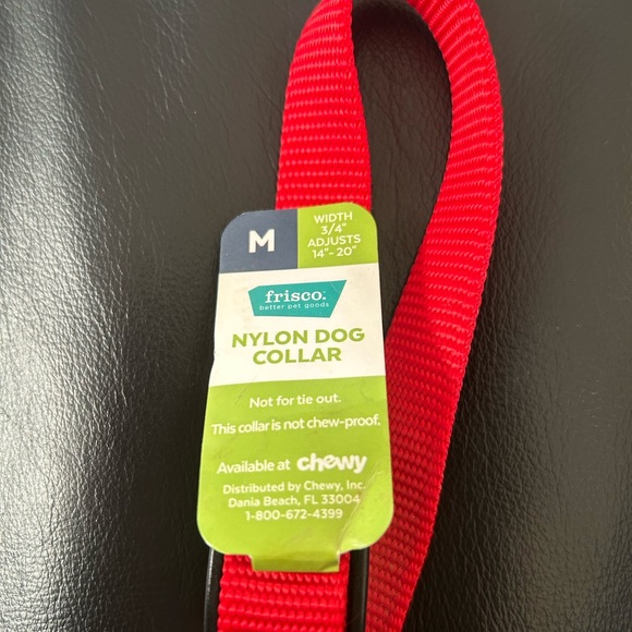 Frisco Nylon Dog Collar Red size M - Picture 2 of 3